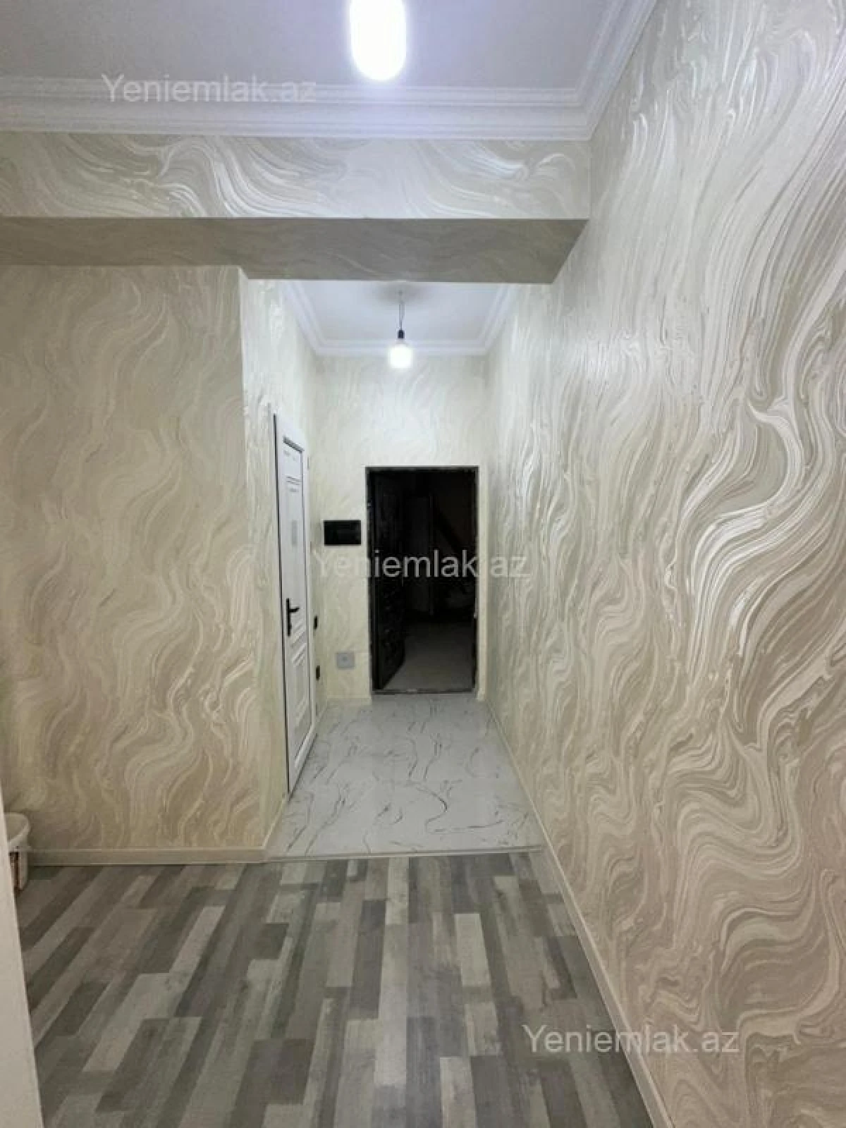 Satılır 2 otaqlı yeni tikili 56 m²