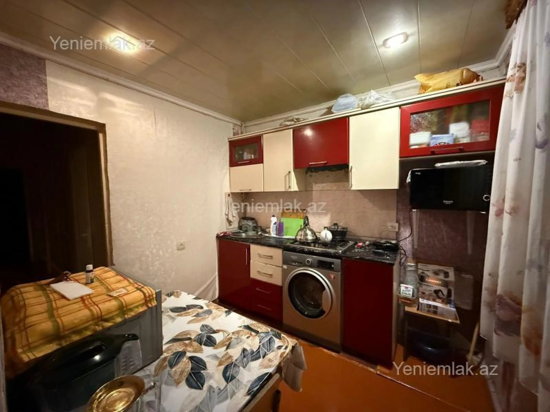 Satılır 3 otaqlı köhnə tikili 56 m²
