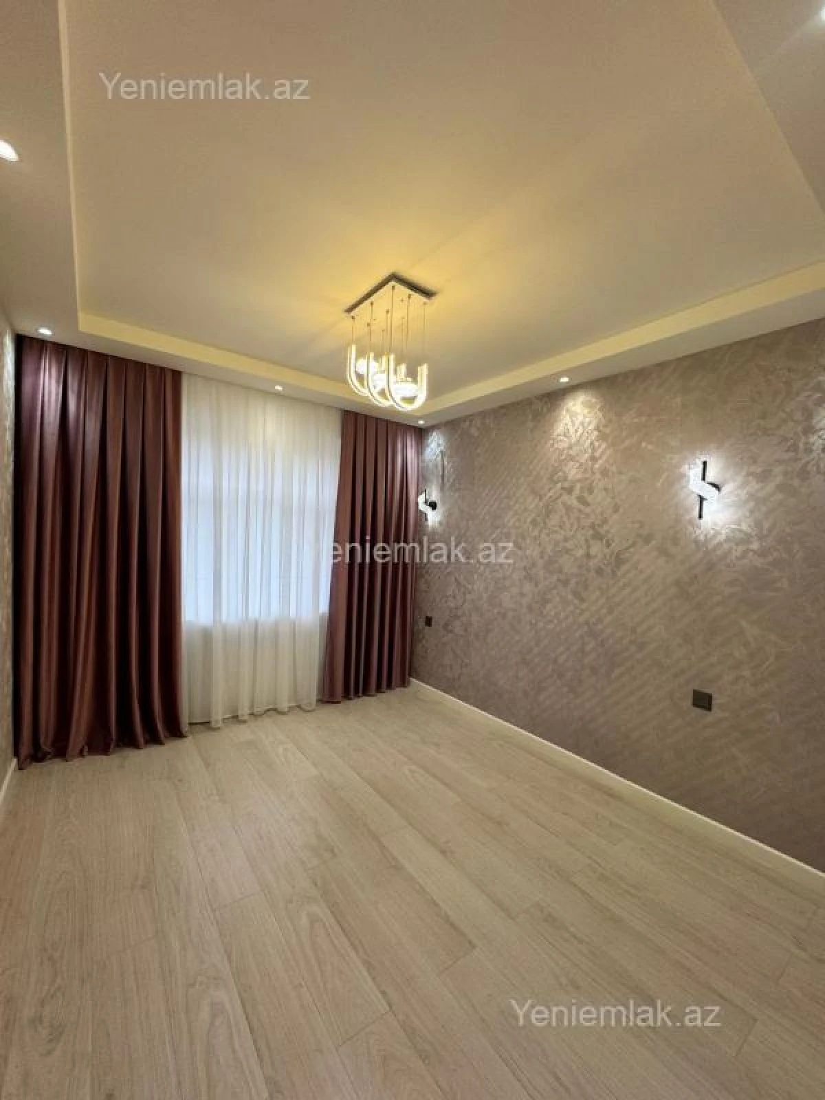 Satılır 2 otaqlı köhnə tikili 60 m²