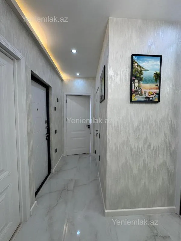 Satılır 2 otaqlı köhnə tikili 60 m²