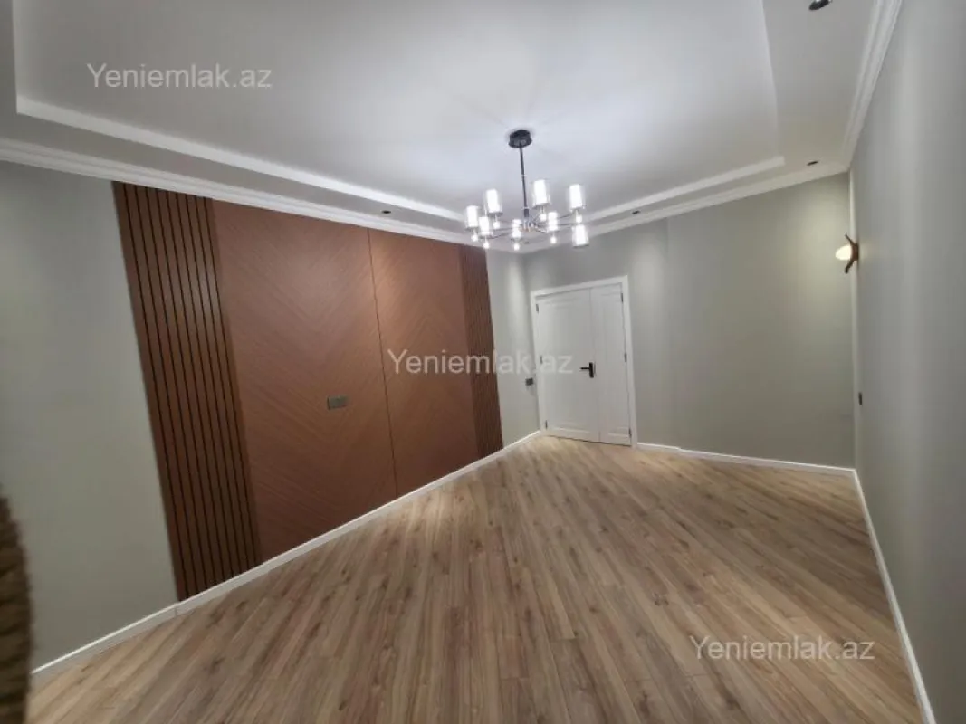 Satılır 3 otaqlı yeni tikili 83 m²