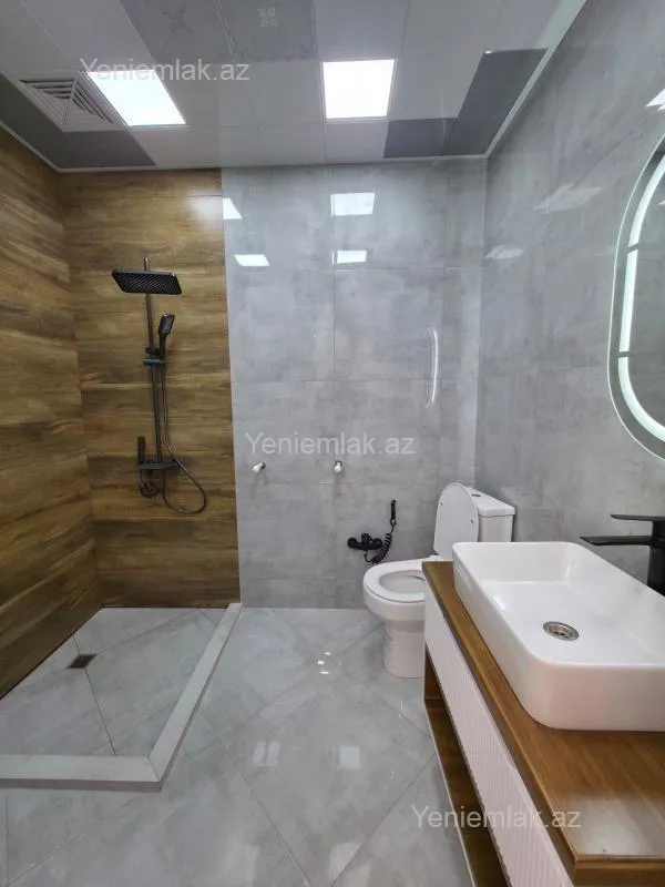 Satılır 3 otaqlı yeni tikili 83 m²