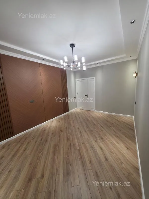 Satılır 3 otaqlı yeni tikili 83 m²