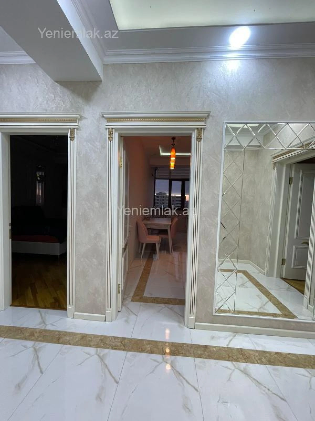 Satılır 2 otaqlı yeni tikili 105 m²
