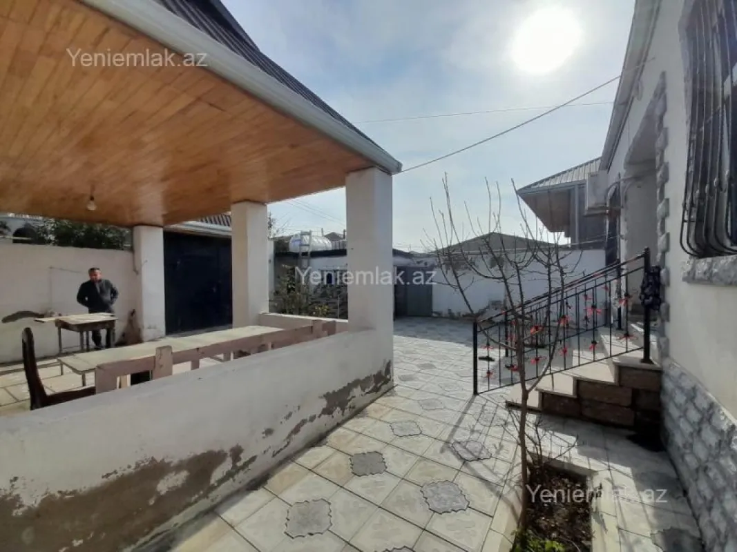 Satılır 3 otaqlı həyət evi 90 m²