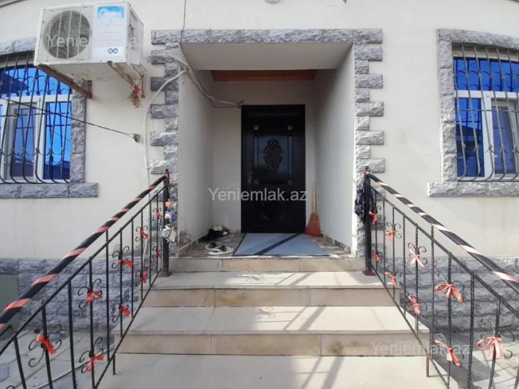Satılır 3 otaqlı həyət evi 90 m²