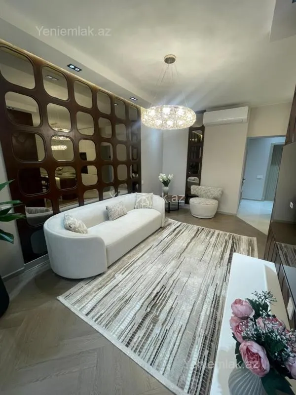 Satılır 2 otaqlı yeni tikili 68 m²