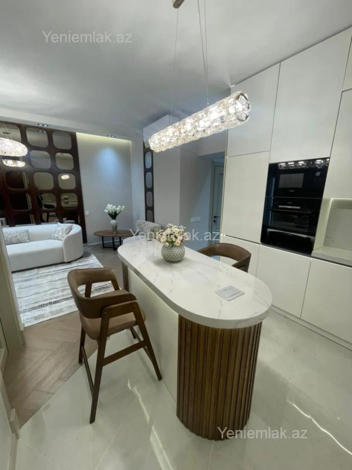 Satılır 2 otaqlı yeni tikili 68 m²