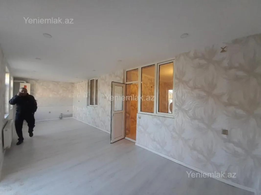 Satılır 2 otaqlı köhnə tikili 50 m²