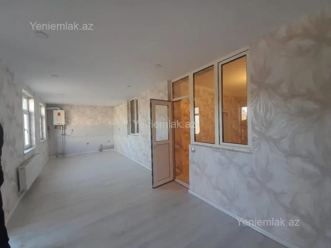 Satılır 2 otaqlı köhnə tikili 50 m²