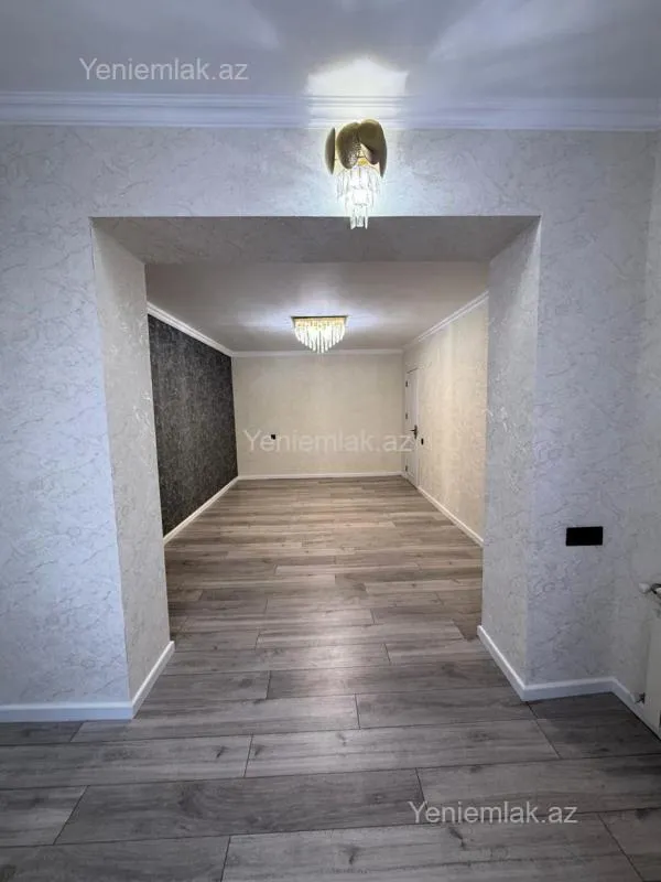 Satılır 3 otaqlı yeni tikili 75 m²