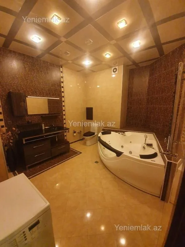 Satılır 3 otaqlı yeni tikili 186 m²