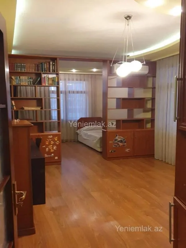 Satılır 3 otaqlı yeni tikili 186 m²