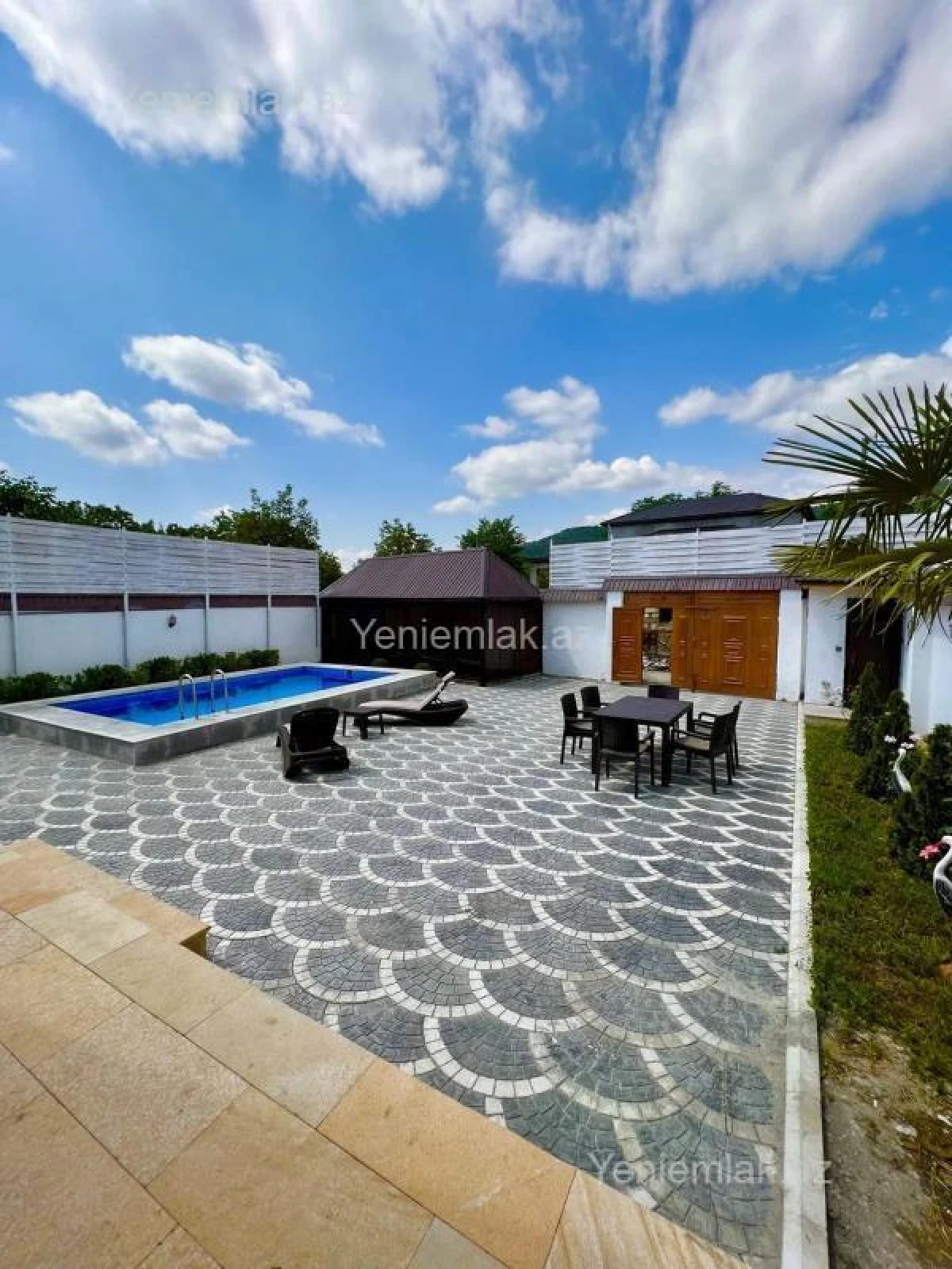 Satılır 4 otaqlı həyət evi 130 m²