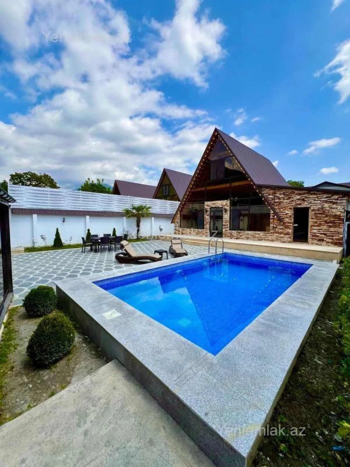 Satılır 4 otaqlı həyət evi 130 m²