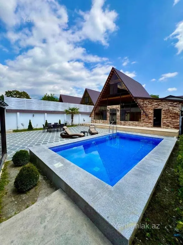 Satılır 4 otaqlı həyət evi 130 m²