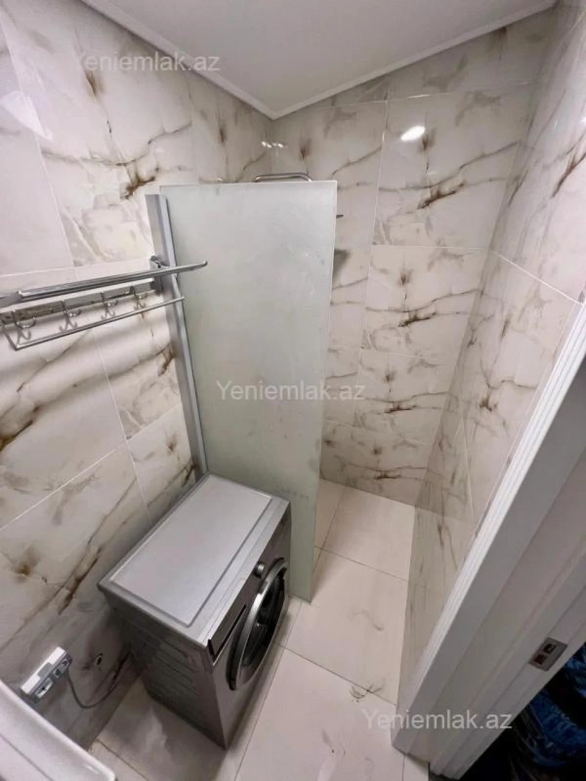 Satılır 4 otaqlı həyət evi 130 m²