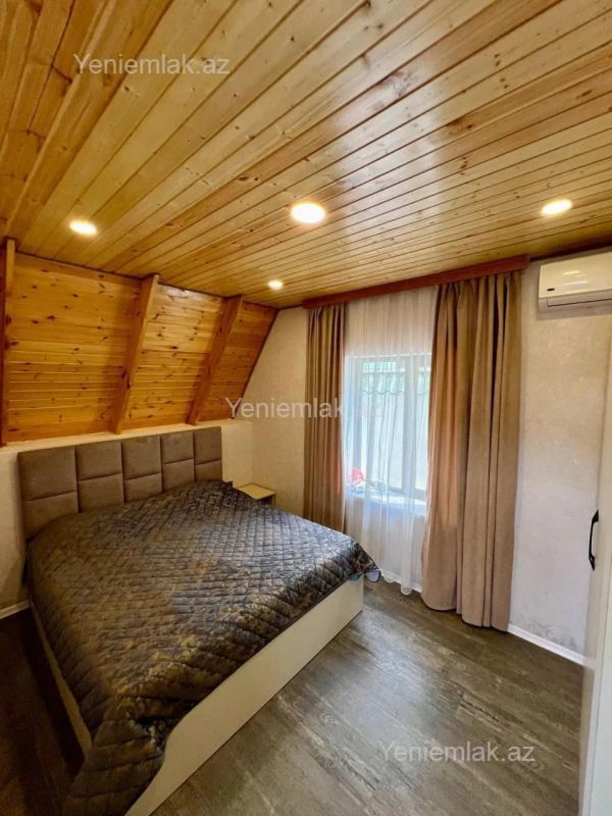 Satılır 4 otaqlı həyət evi 130 m²