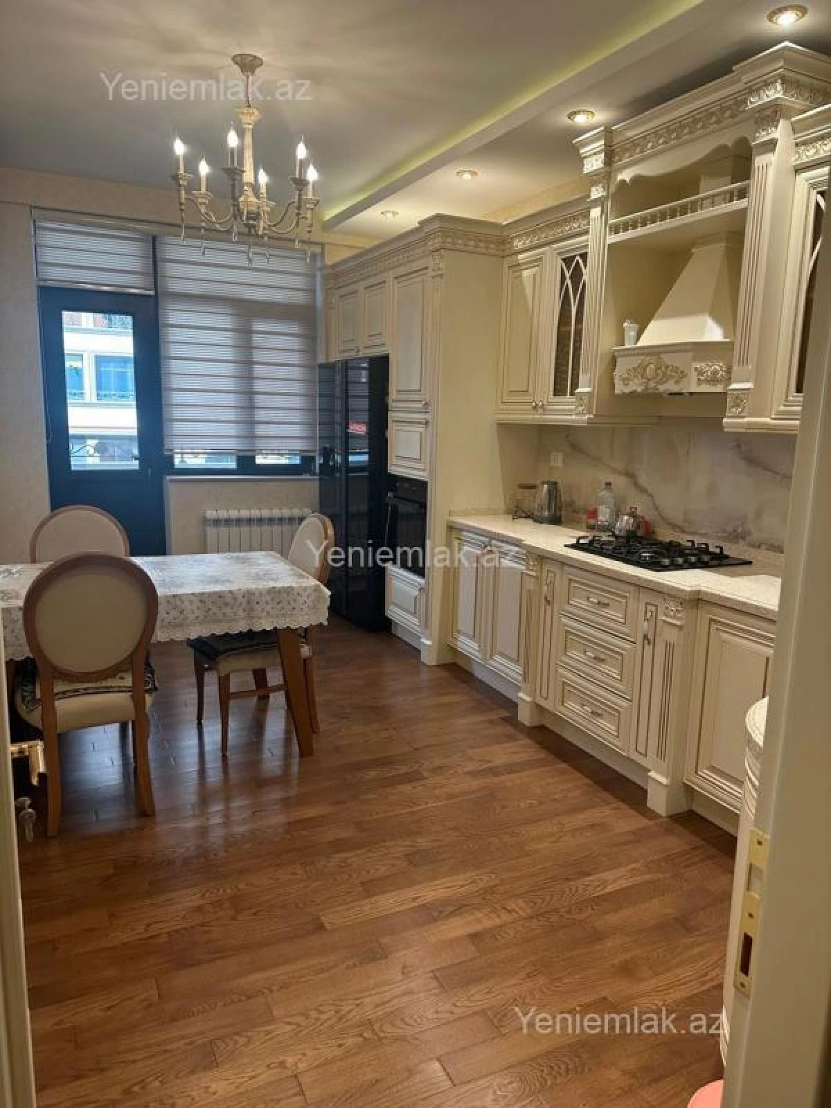 Satılır 3 otaqlı yeni tikili 162 m²