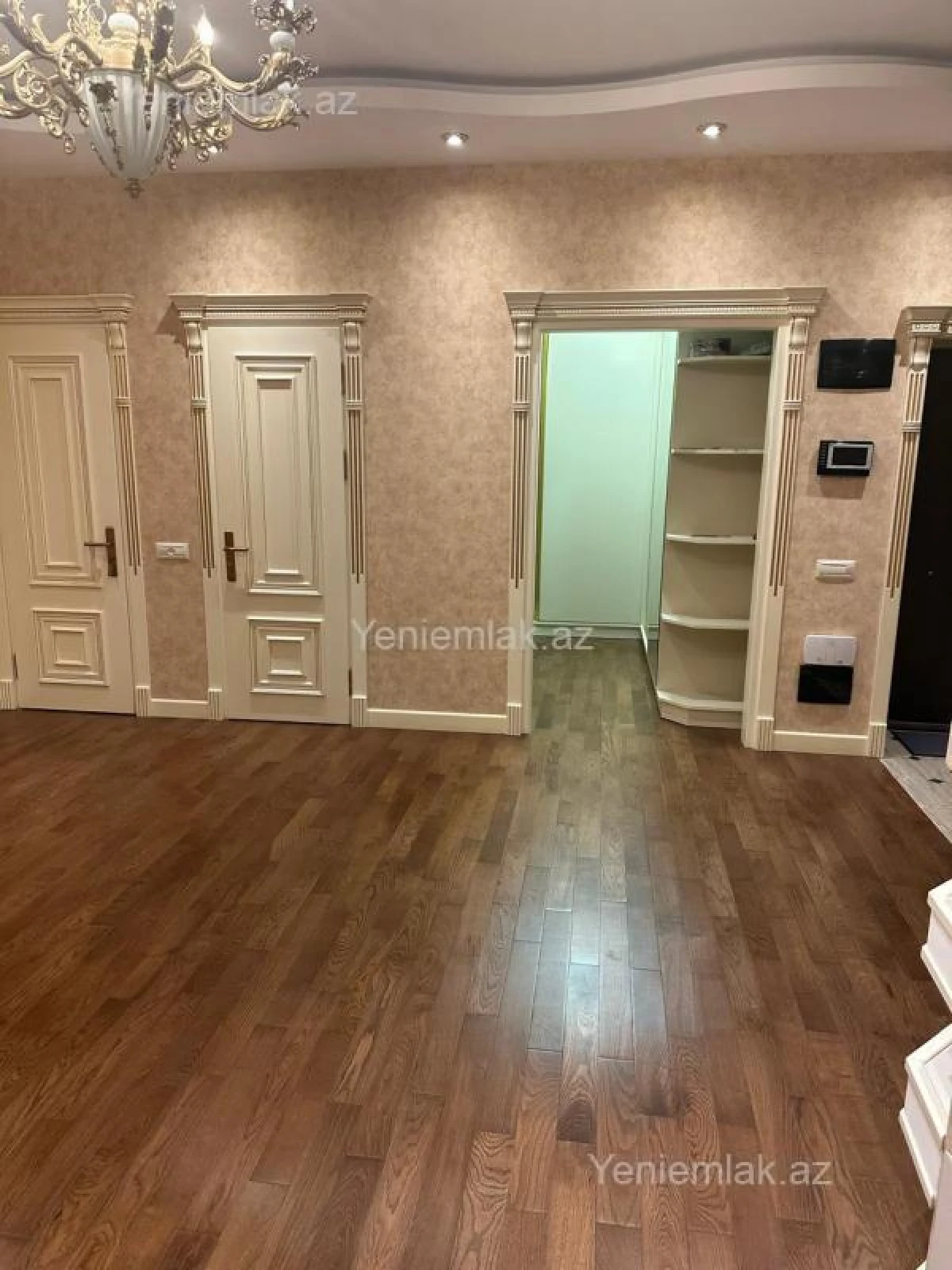 Satılır 3 otaqlı yeni tikili 162 m²
