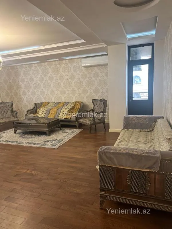 Satılır 3 otaqlı yeni tikili 162 m²