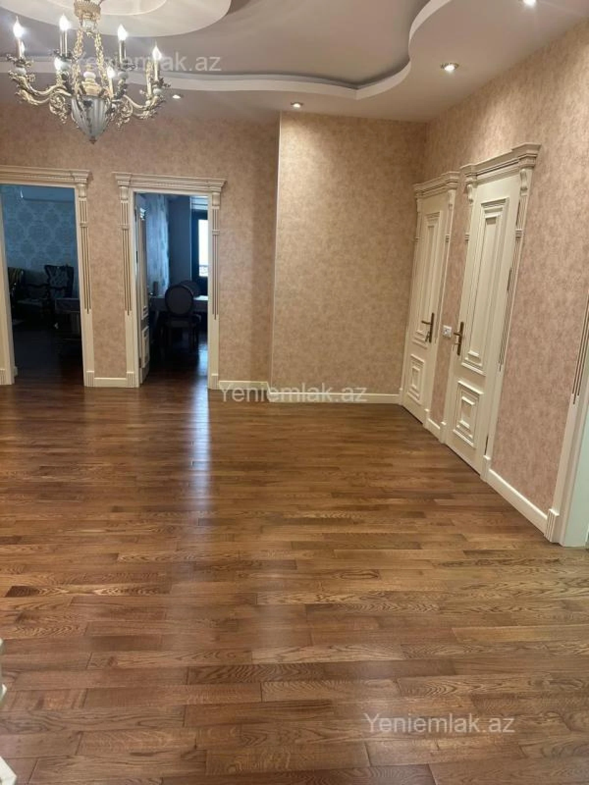 Satılır 3 otaqlı yeni tikili 162 m²