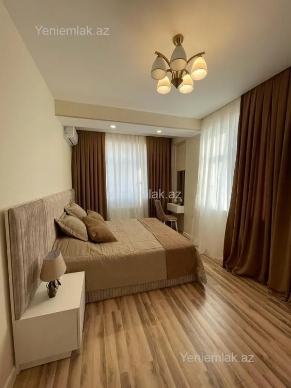 Satılır 2 otaqlı yeni tikili 92 m²