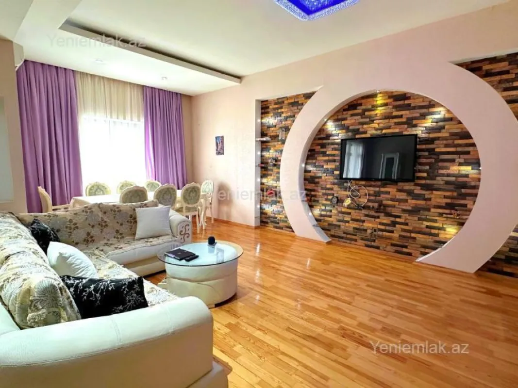 Satılır 3 otaqlı yeni tikili 150.5 m²
