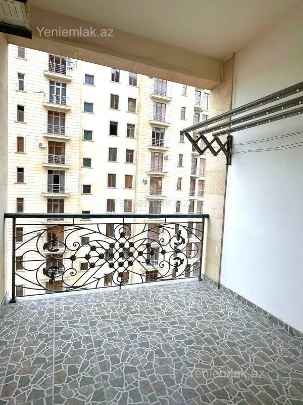 Satılır 3 otaqlı yeni tikili 150.5 m²