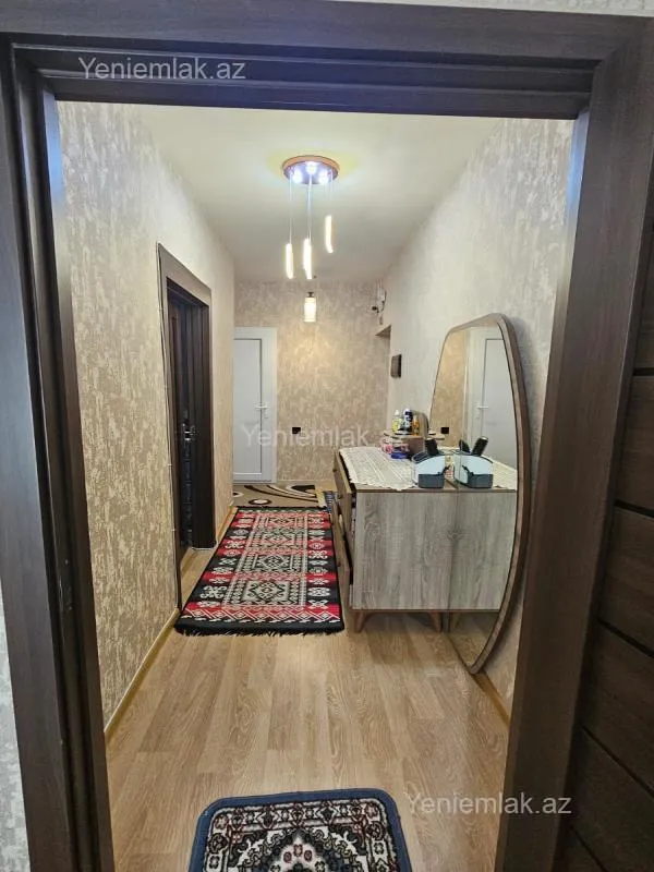 Satılır 2 otaqlı köhnə tikili 57 m²