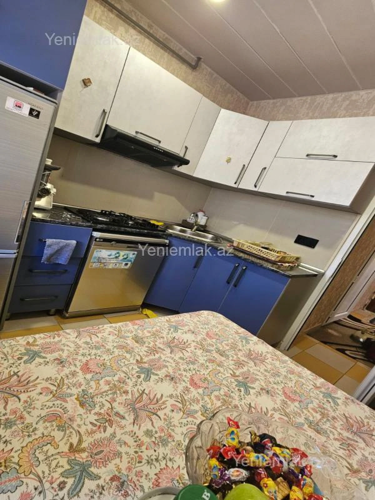 Satılır 2 otaqlı köhnə tikili 57 m²