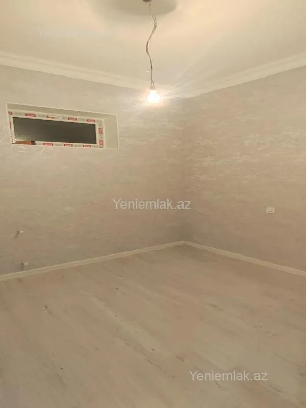 Satılır 6 otaqlı həyət evi 200 m²
