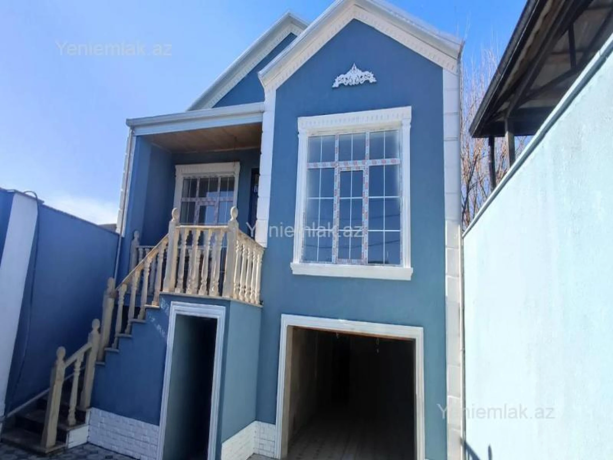 Satılır 6 otaqlı həyət evi 200 m²