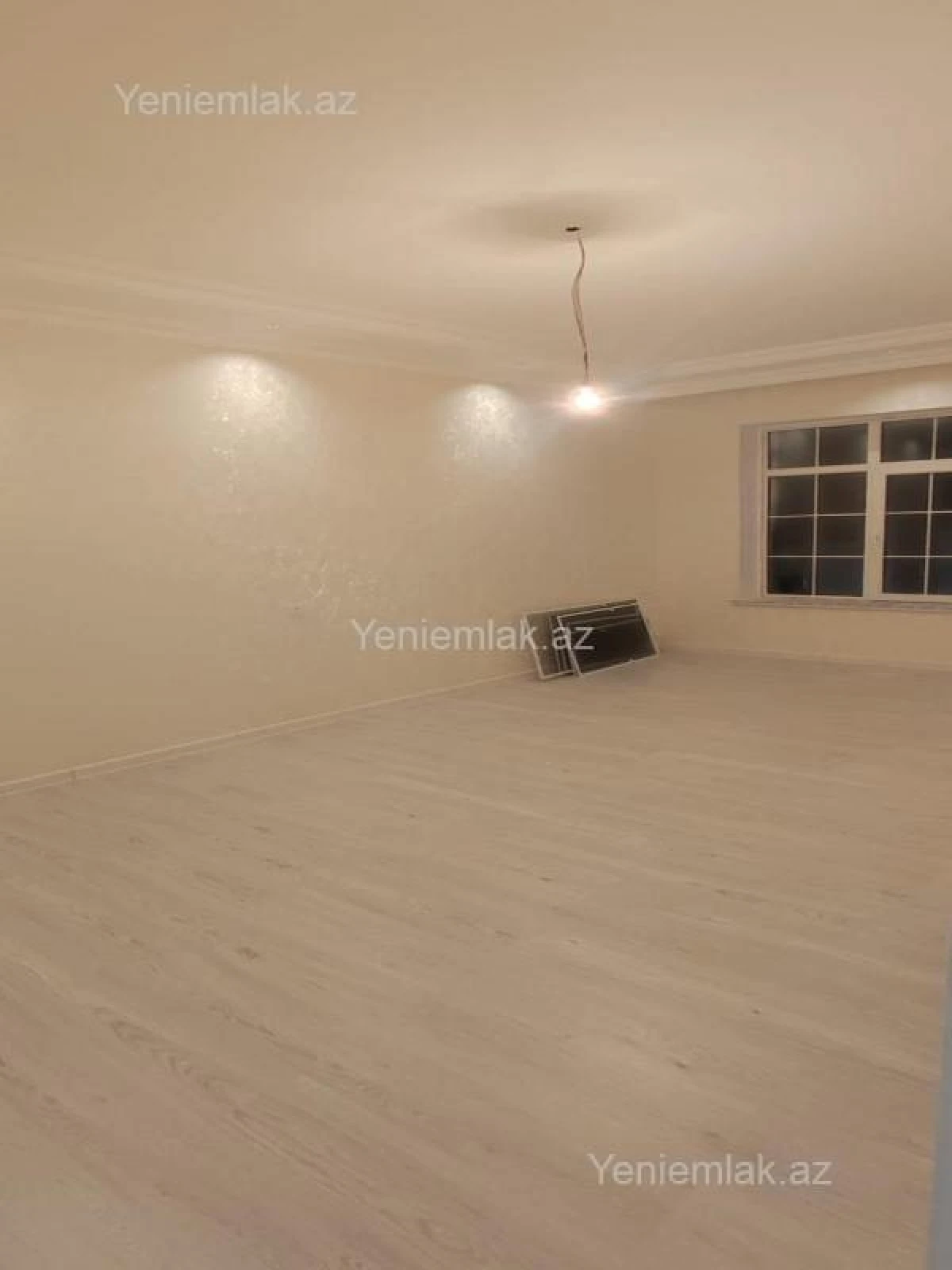 Satılır 6 otaqlı həyət evi 200 m²