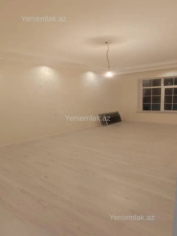 Satılır 6 otaqlı həyət evi 200 m²