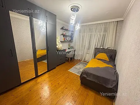 Satılır 3 otaqlı köhnə tikili 80 m²