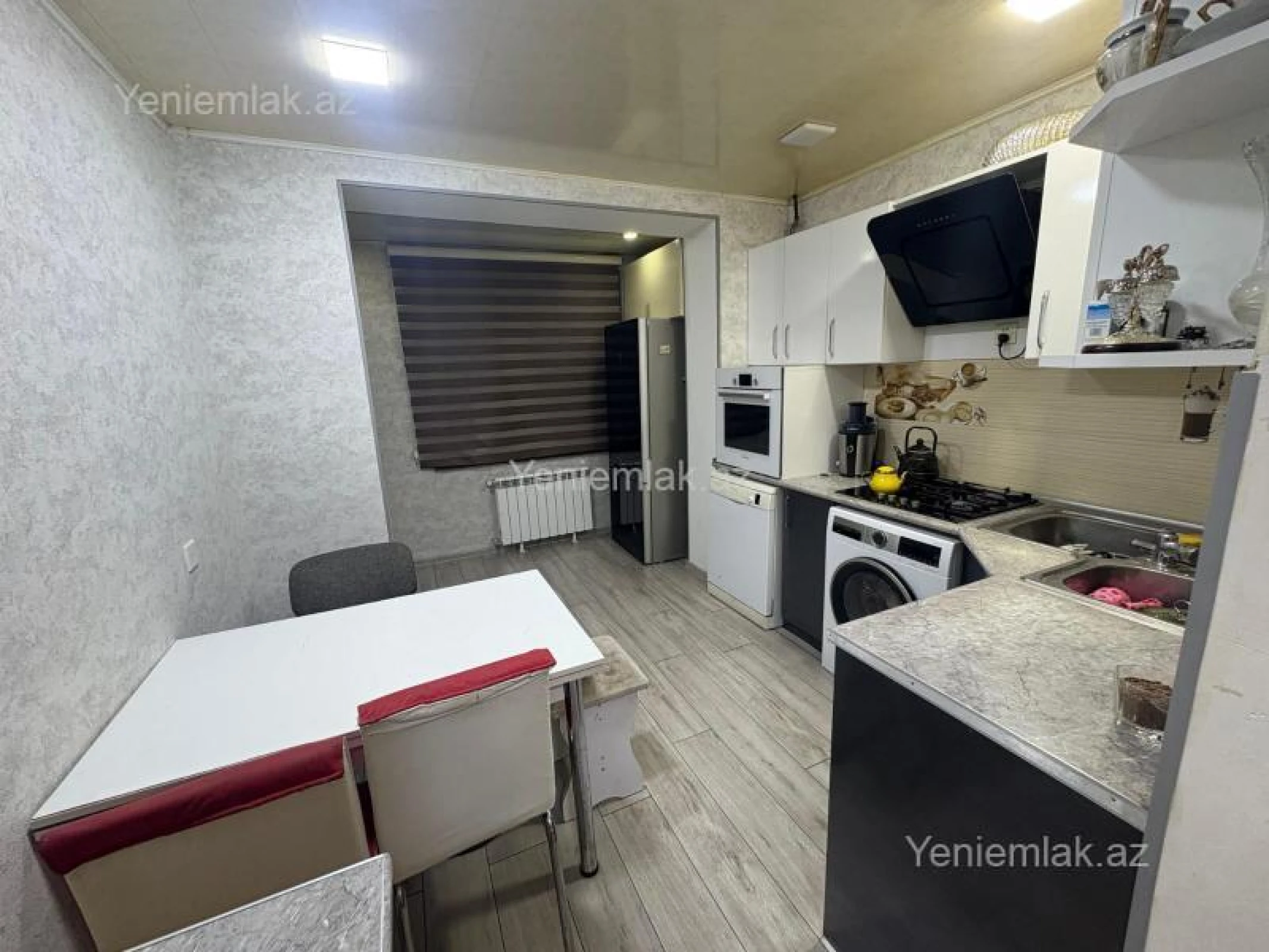 Satılır 3 otaqlı köhnə tikili 80 m²