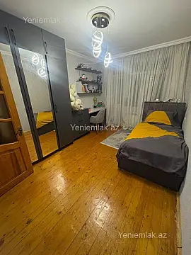 Satılır 3 otaqlı köhnə tikili 80 m²