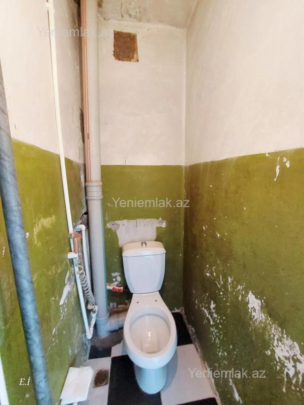 Satılır 3 otaqlı köhnə tikili 70 m²