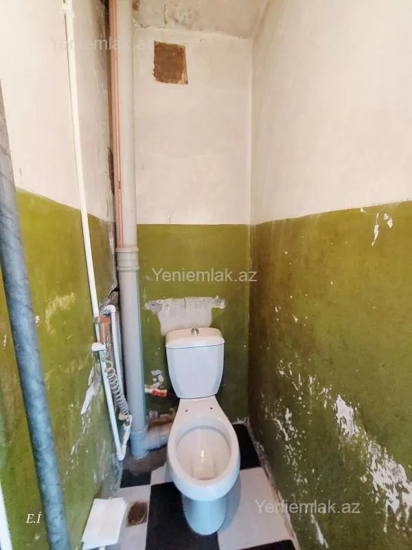 Satılır 3 otaqlı köhnə tikili 70 m²