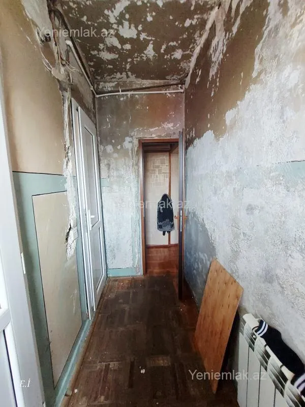 Satılır 3 otaqlı köhnə tikili 70 m²