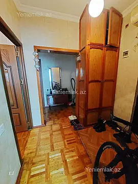 Satılır 3 otaqlı köhnə tikili 70 m²