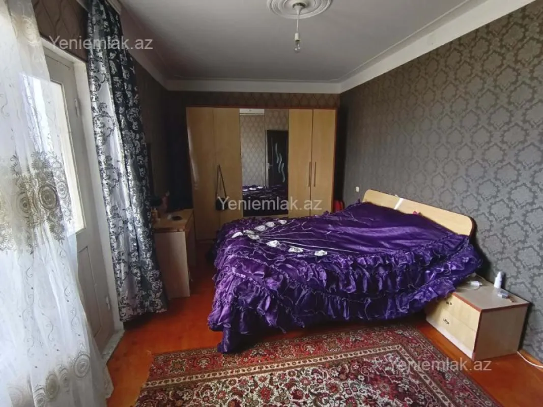 Satılır 3 otaqlı köhnə tikili 85 m²