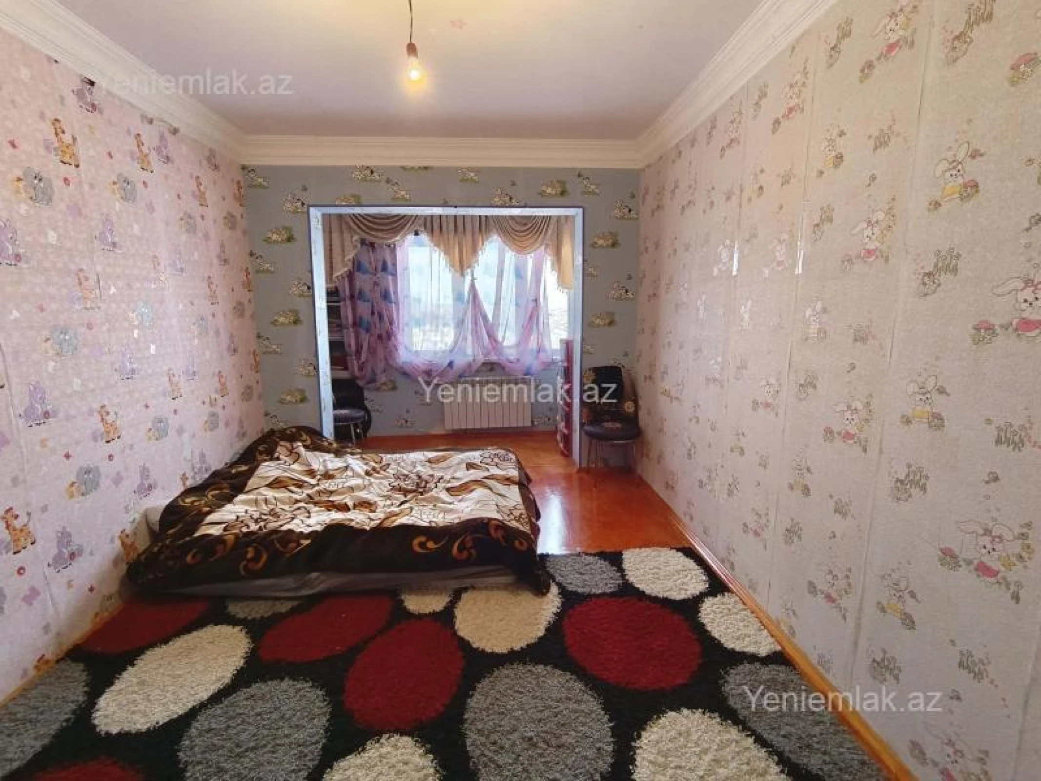 Satılır 3 otaqlı köhnə tikili 85 m²