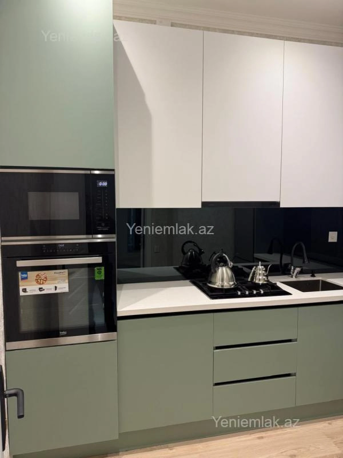 Satılır 2 otaqlı yeni tikili 76 m²