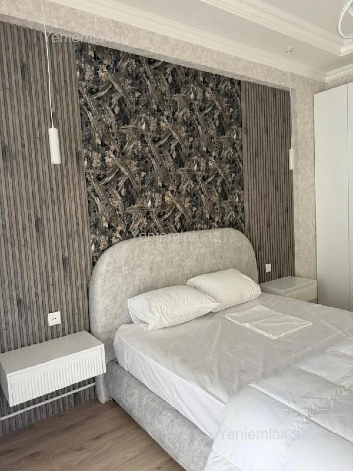 Satılır 2 otaqlı yeni tikili 76 m²