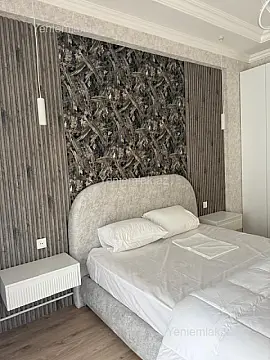 Satılır 2 otaqlı yeni tikili 76 m²