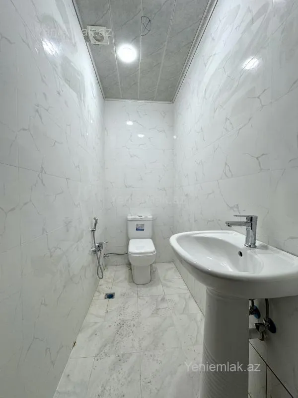 Satılır 2 otaqlı yeni tikili 85 m²