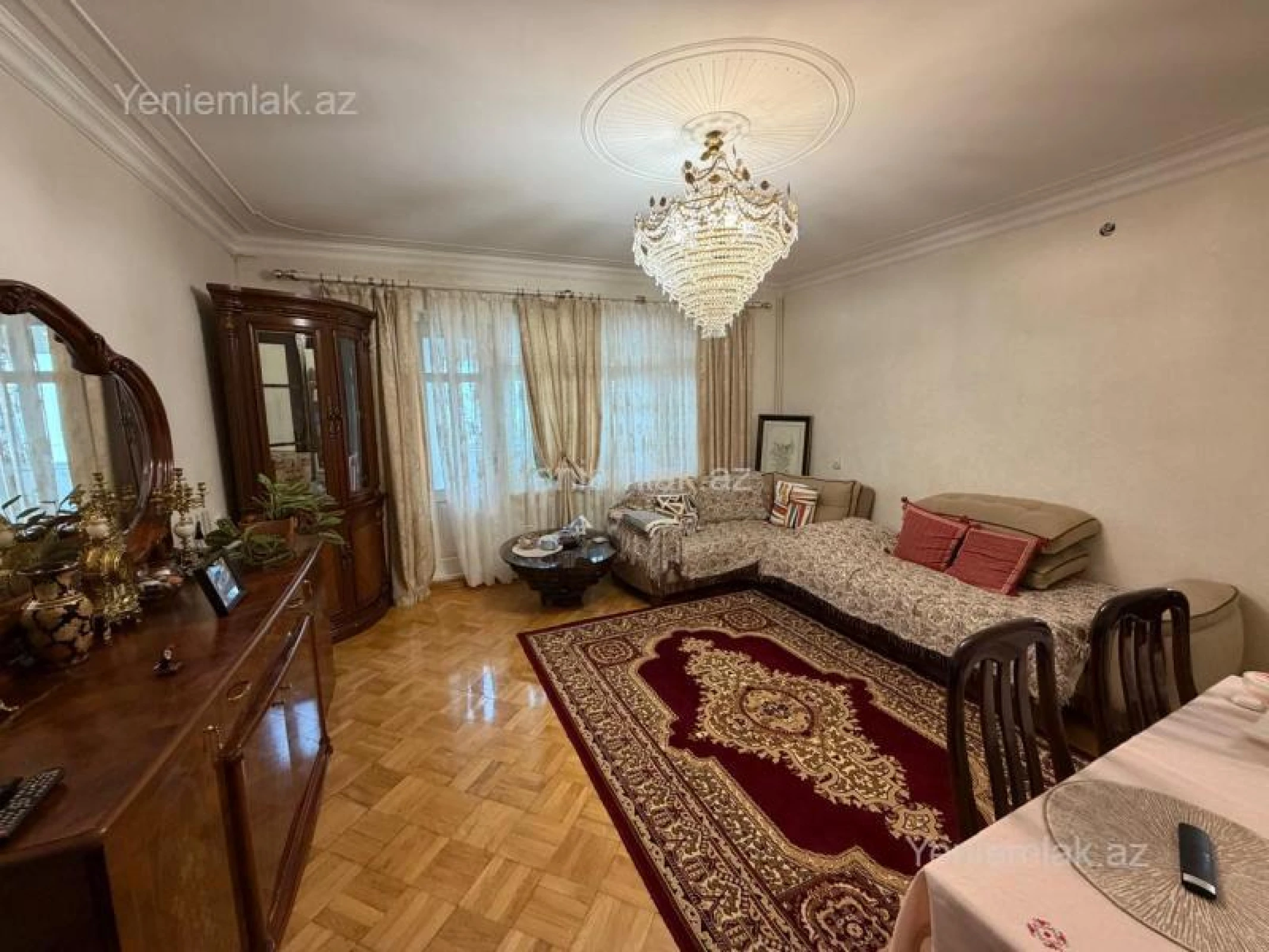 Satılır 2 otaqlı köhnə tikili 60 m²