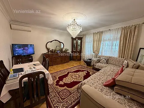 Satılır 2 otaqlı köhnə tikili 60 m²